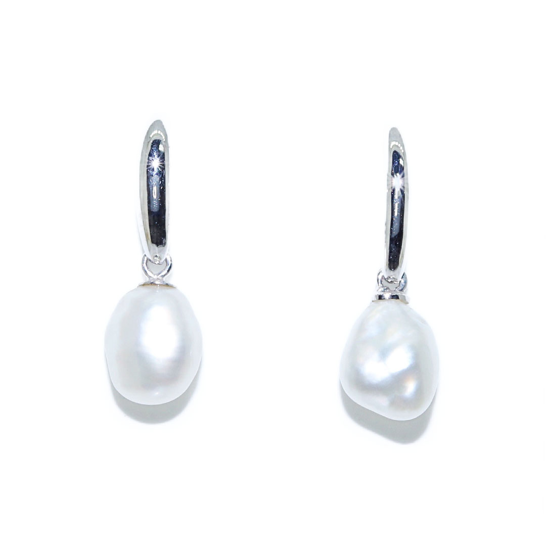 18k White Gold Sheppard Hook Keshi Pearl Earring